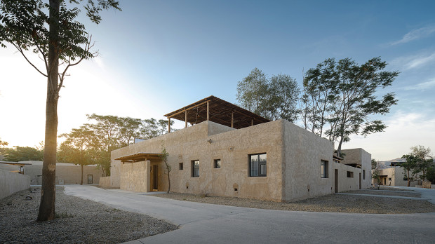 image001 (2).jpg image001 (2).jpg